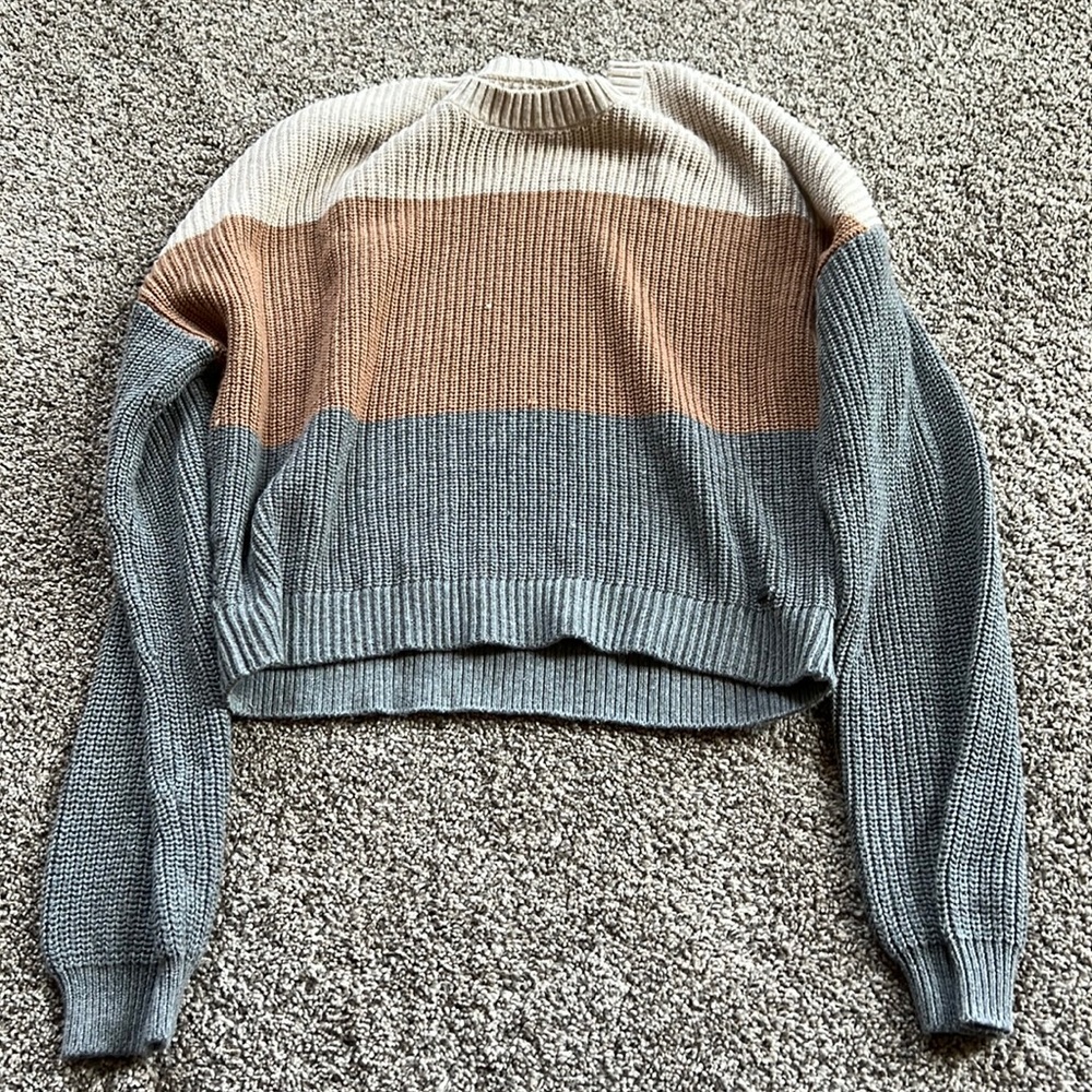 Hollister Size M